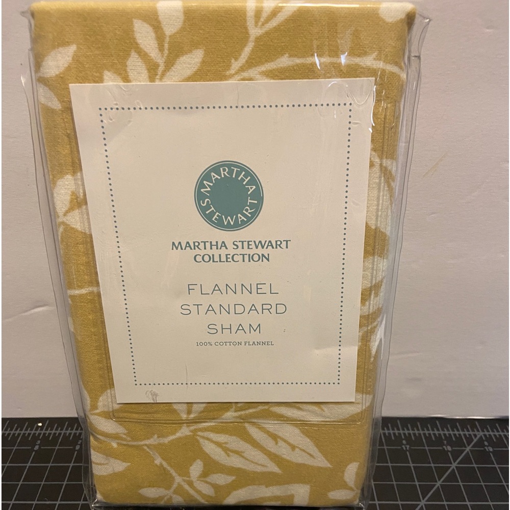 Martha  Stewart Sandringham Leaves king Sham